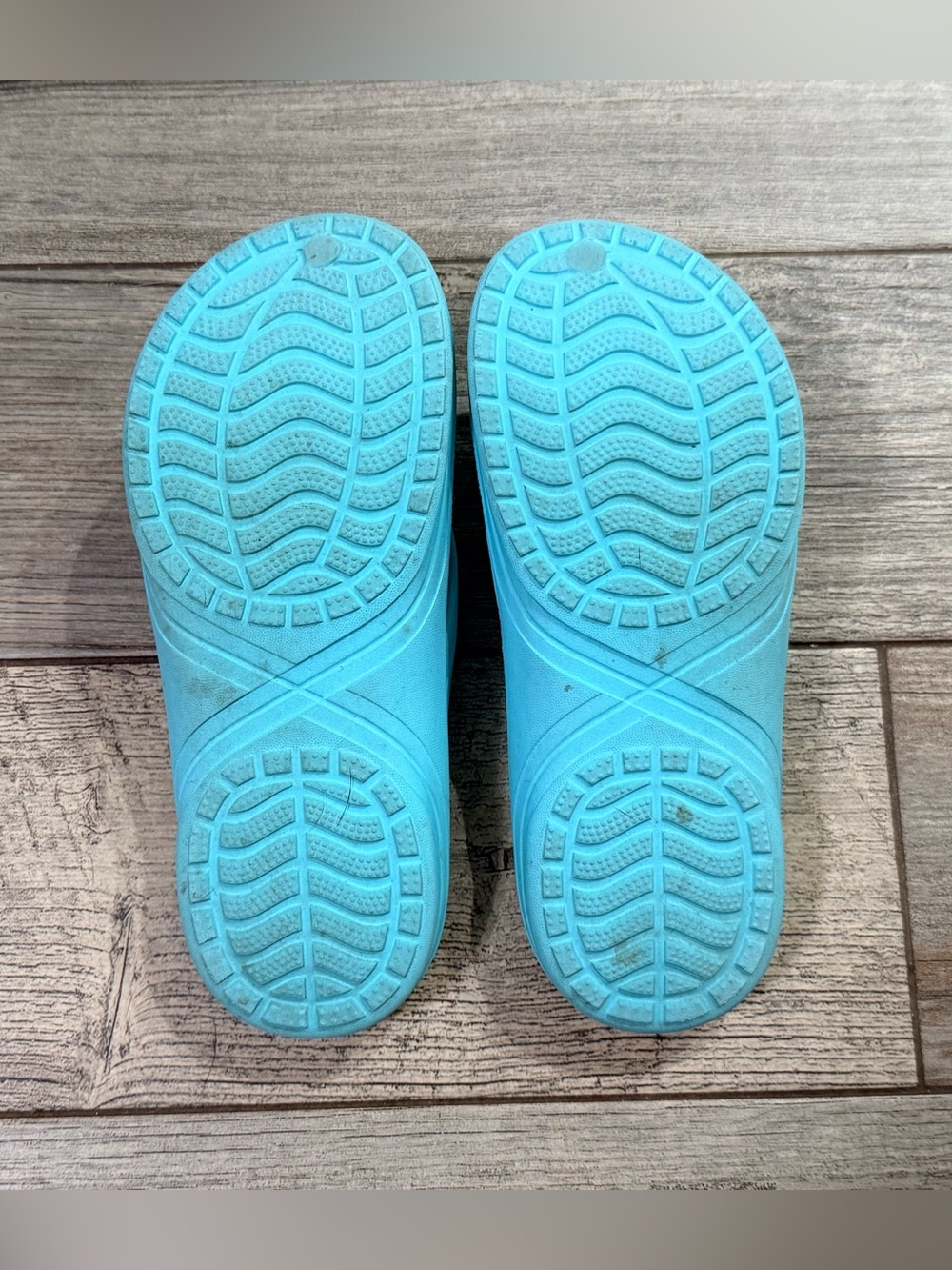 Blue Light Weight Flip Flop Sandals - Picture 5 of 5